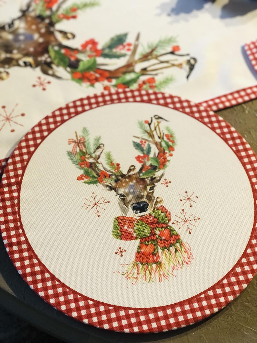 Yılbaşı Kırmızı Ekoseli Geyikli Amerikan Servis/Supla Kılıfı