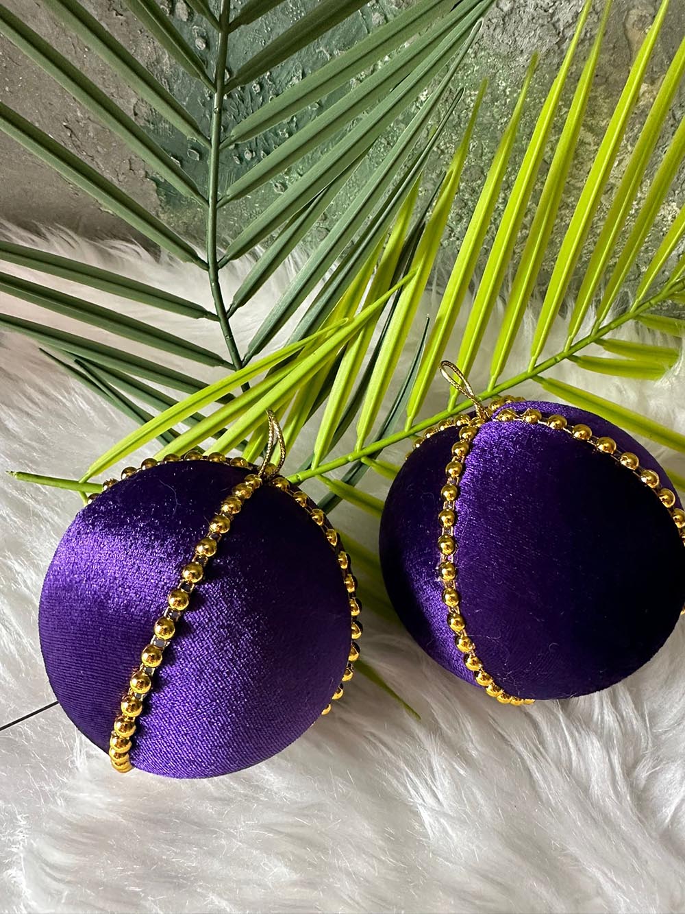 Mor Büyük Yılbaşı Çam Ağacı Süsü - 12 Cm Çam Ağacı Topu