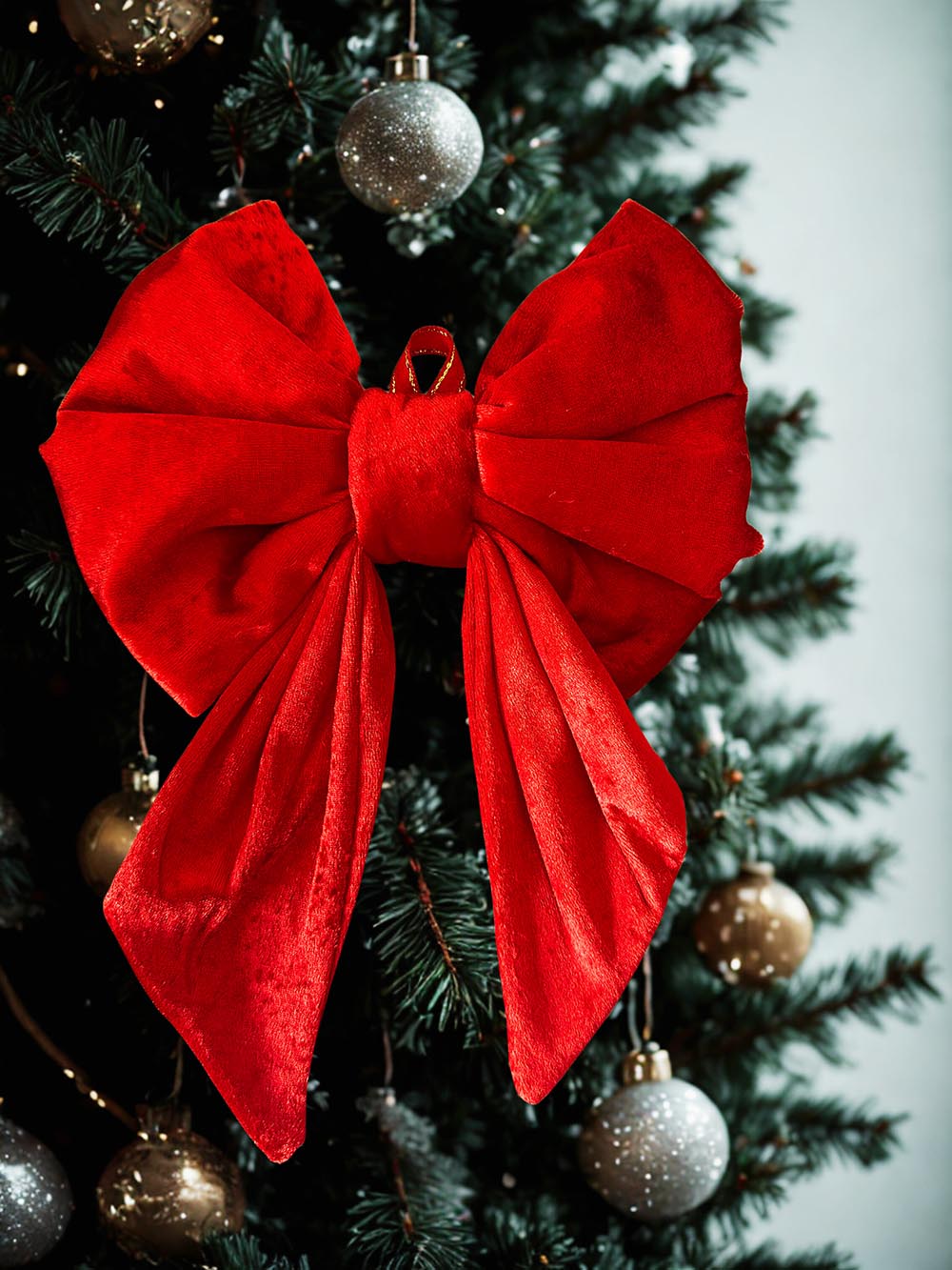Kırmızı Kadife Fiyonk Yılbaşı Çam Ağaçı Süsü
