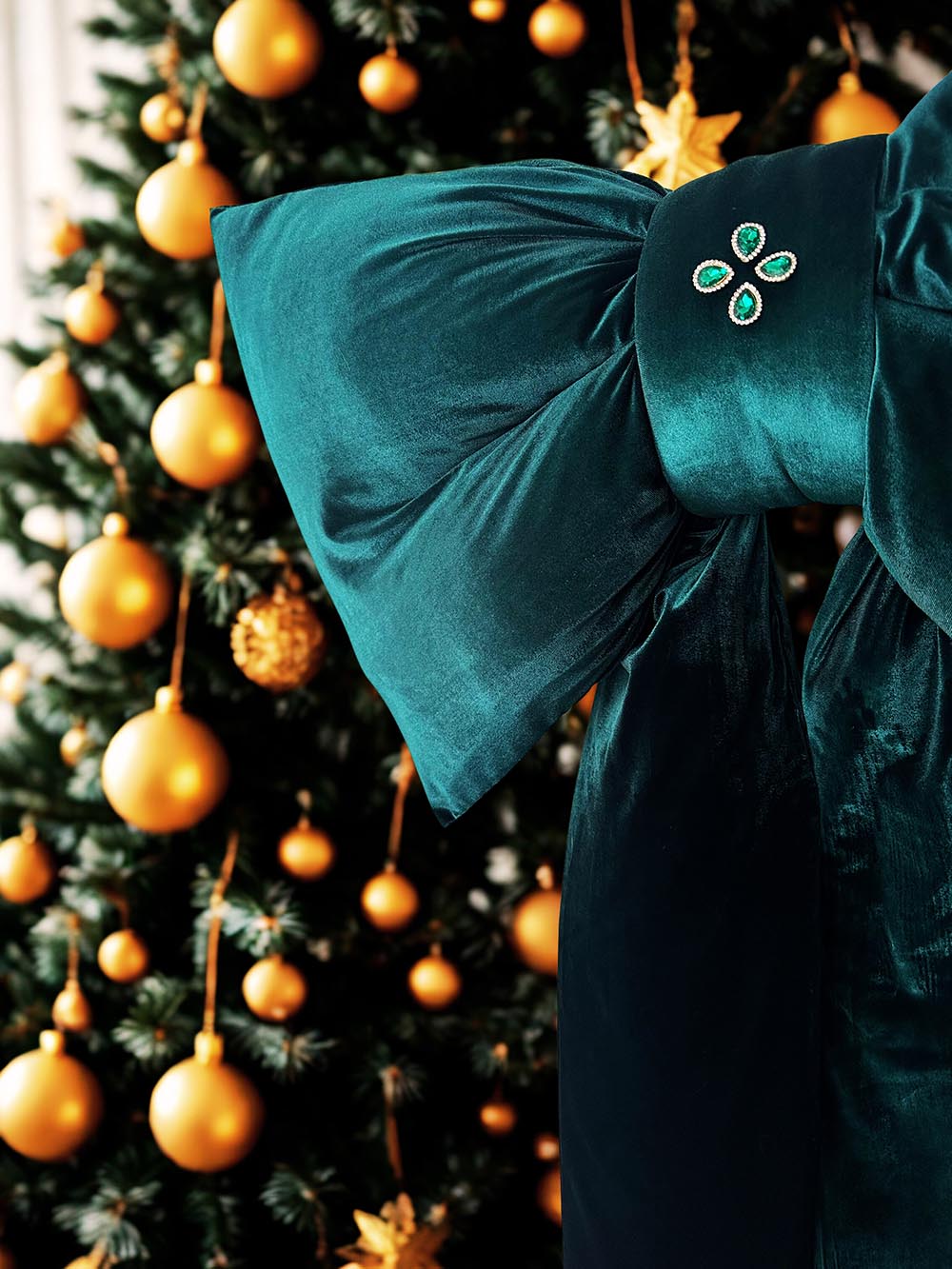 Yeşil Kadife Büyük Fiyonk Yılbaşı Çam Ağaçı Süsü