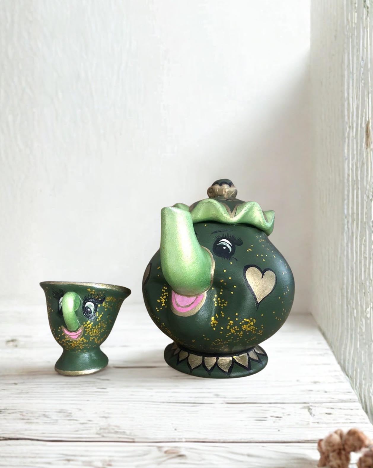 Yeşil Caydanlık Fincan Yılbaşı Ev Aksesuarı - Yılbaşı Ev Süsü