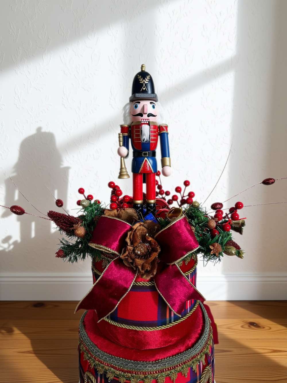 Yılbaşı Ağaç Dekor Süsü  - Yılbaşı Dekoratif Fındıkkıran Trampetli Noel Süsü 75-40 Cm